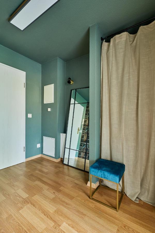 دريسدن Spaciousliving Design Apartment - Central - Box Spring Bed - Exhibition المظهر الخارجي الصورة